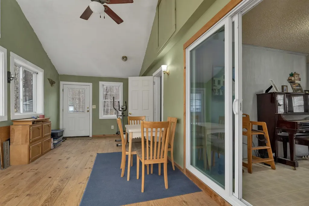 9 Hemlock Drive Wolfeboro NH 03894