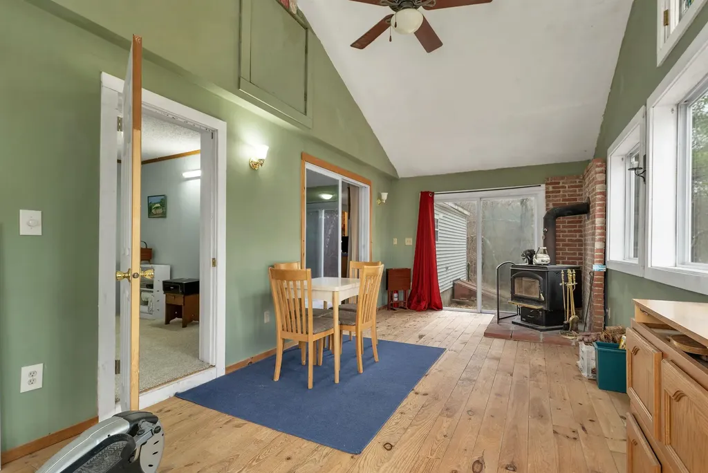 9 Hemlock Drive Wolfeboro NH 03894