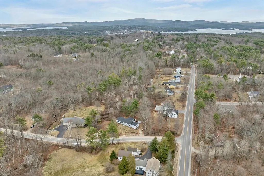 9 Hemlock Drive Wolfeboro NH 03894