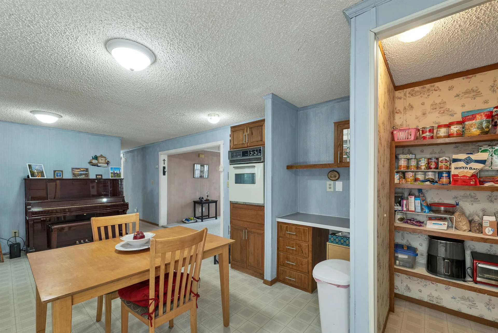 9 Hemlock Drive Wolfeboro NH 03894