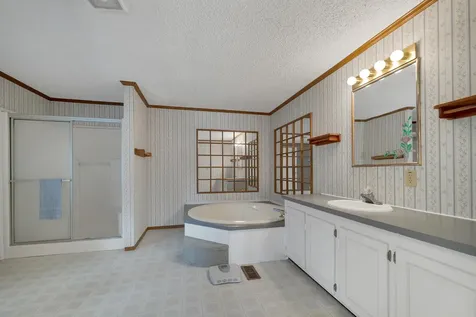 9 Hemlock Drive Wolfeboro NH 03894
