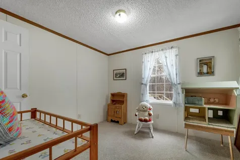 9 Hemlock Drive Wolfeboro NH 03894