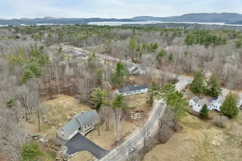 9 Hemlock Drive Wolfeboro NH 03894