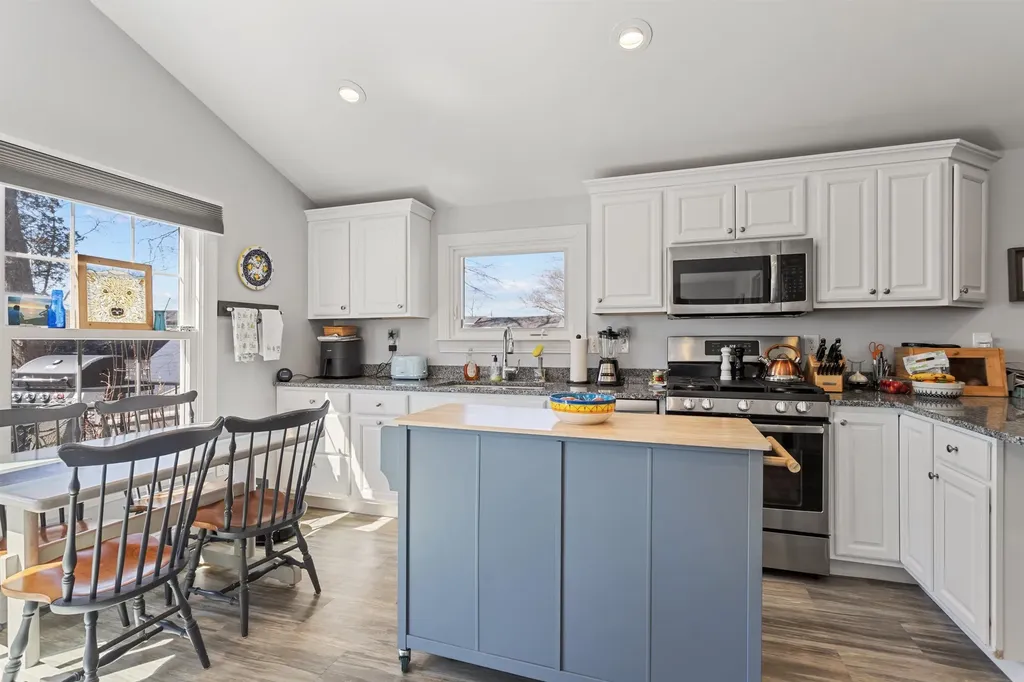 523 Winnacunnet Road Hampton NH 03842