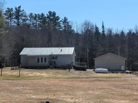 38 Keyes Hollow Road Lempster NH 03605