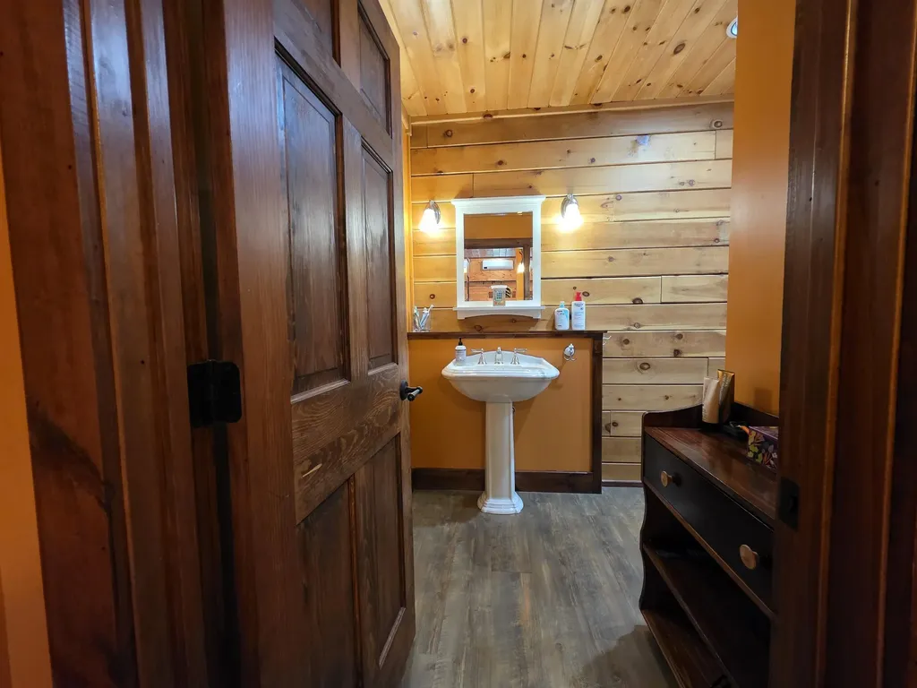 214 Pine Acres Road Townshend VT 05353