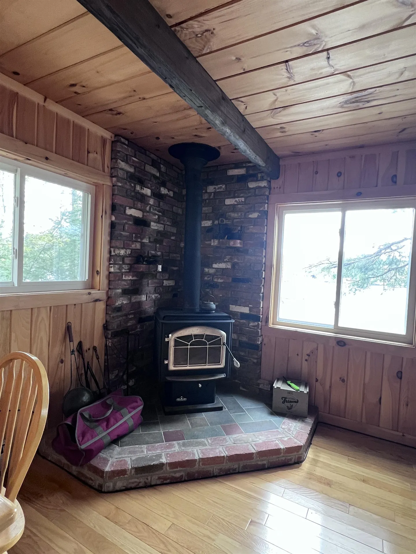27 Hummingbird Lane Hillsborough NH 03244
