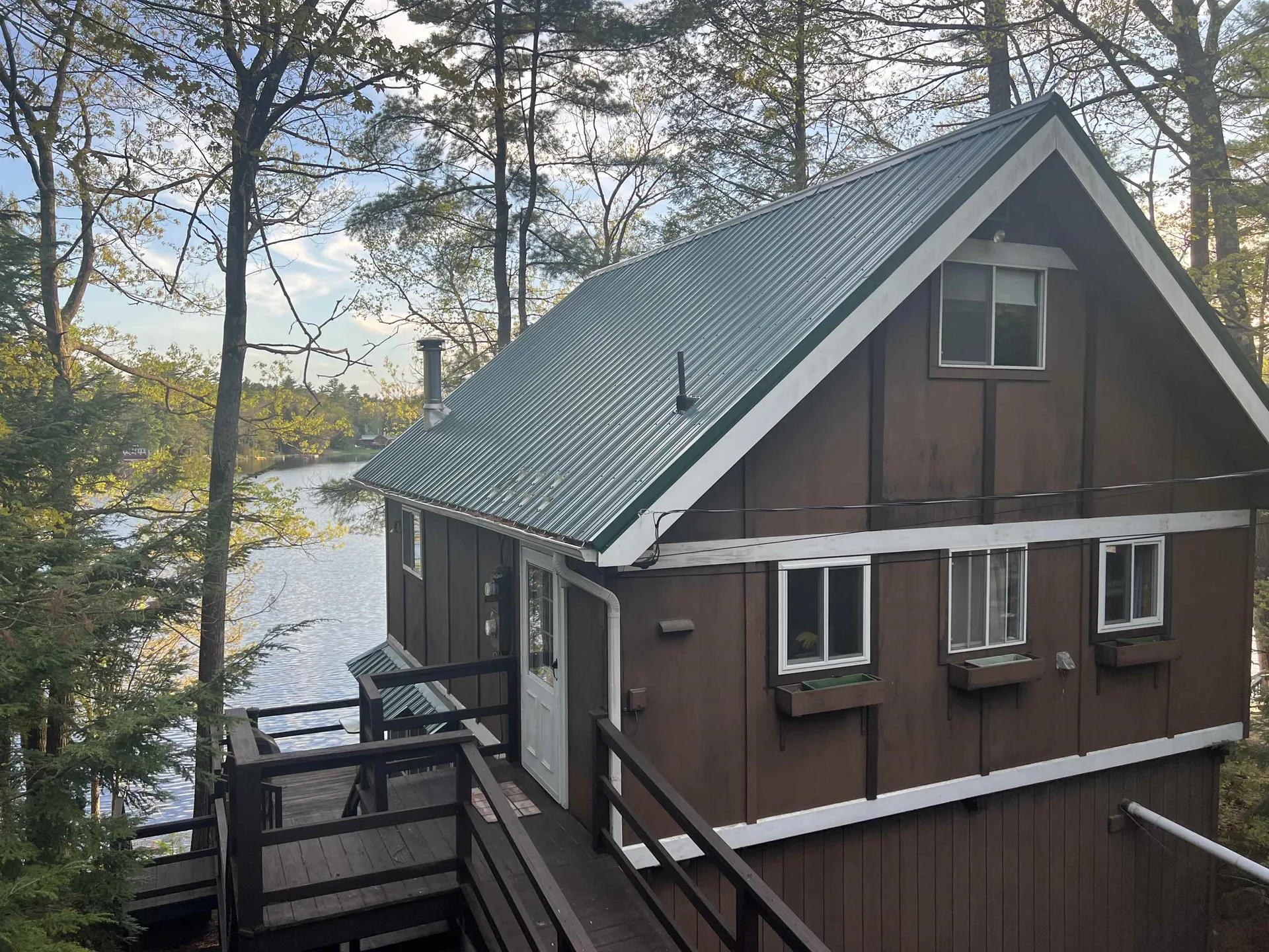 27 Hummingbird Lane Hillsborough NH 03244