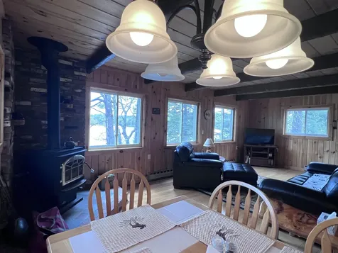 27 Hummingbird Lane Hillsborough NH 03244