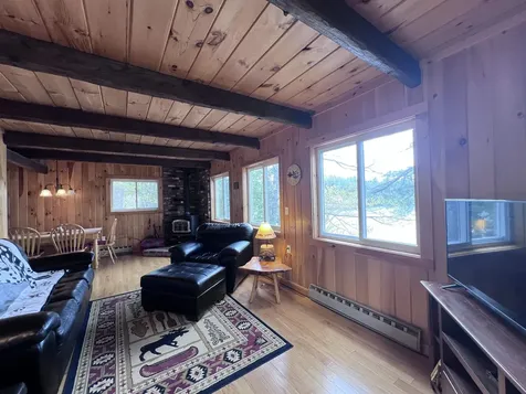 27 Hummingbird Lane Hillsborough NH 03244