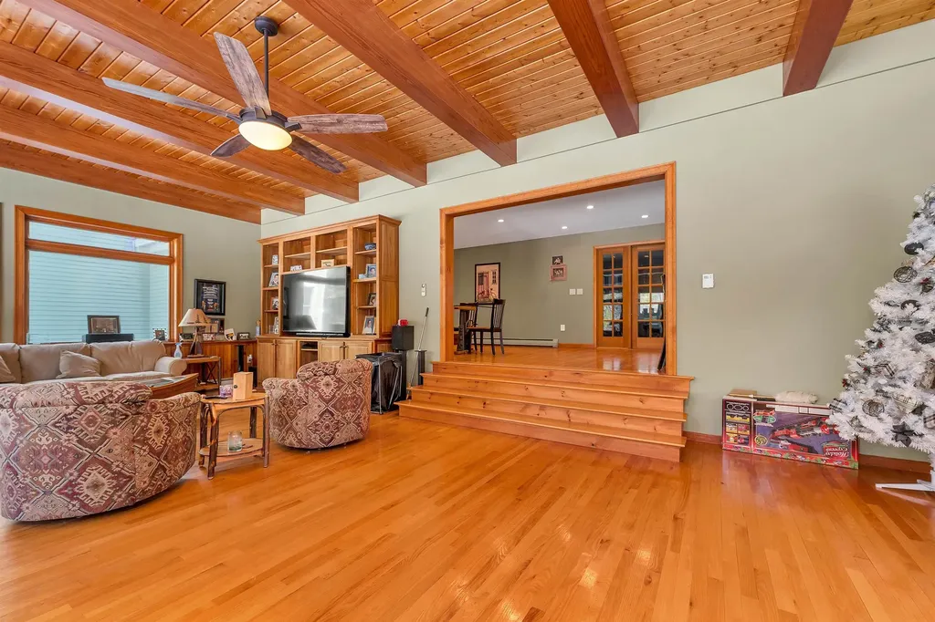 48 Maple Manor Road Conway NH 03813