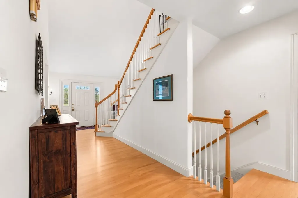 295 Wadleigh Falls Road Newmarket NH 03857