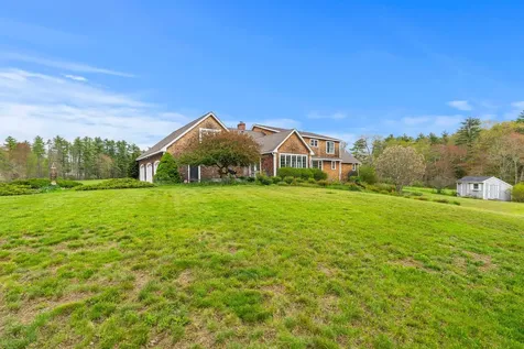 295 Wadleigh Falls Road Newmarket NH 03857