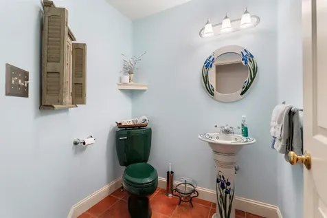 295 Wadleigh Falls Road Newmarket NH 03857