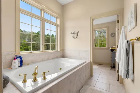 295 Wadleigh Falls Road Newmarket NH 03857