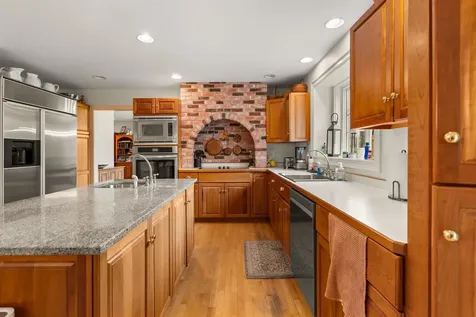 295 Wadleigh Falls Road Newmarket NH 03857