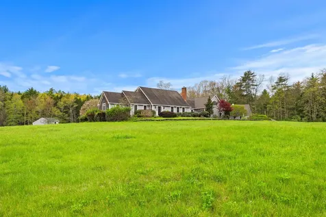 295 Wadleigh Falls Road Newmarket NH 03857