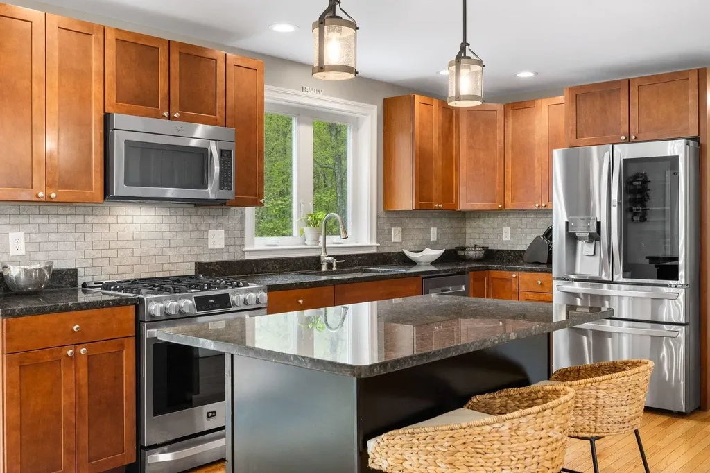 92 Ridgecrest Drive Greenland NH 03840