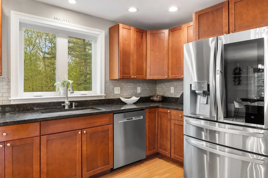 92 Ridgecrest Drive Greenland NH 03840