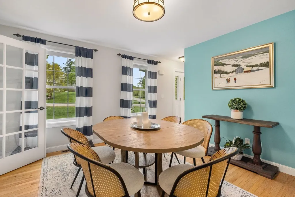92 Ridgecrest Drive Greenland NH 03840