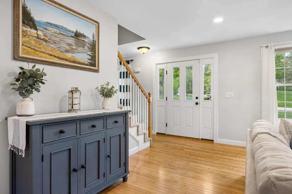 92 Ridgecrest Drive Greenland NH 03840