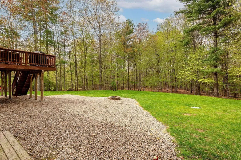 92 Ridgecrest Drive Greenland NH 03840