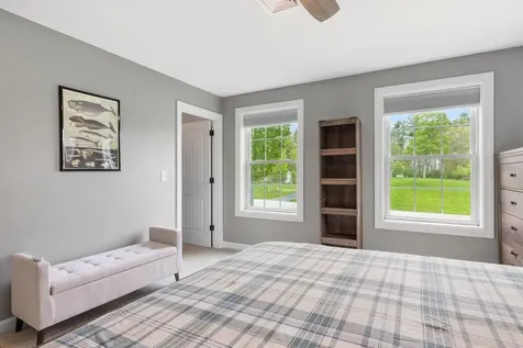 92 Ridgecrest Drive Greenland NH 03840