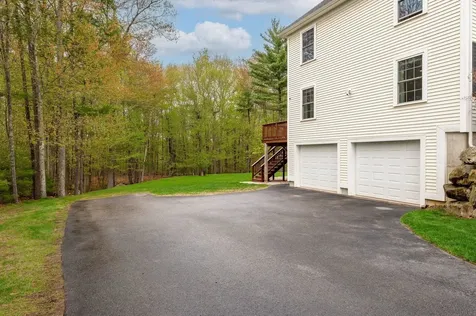 92 Ridgecrest Drive Greenland NH 03840