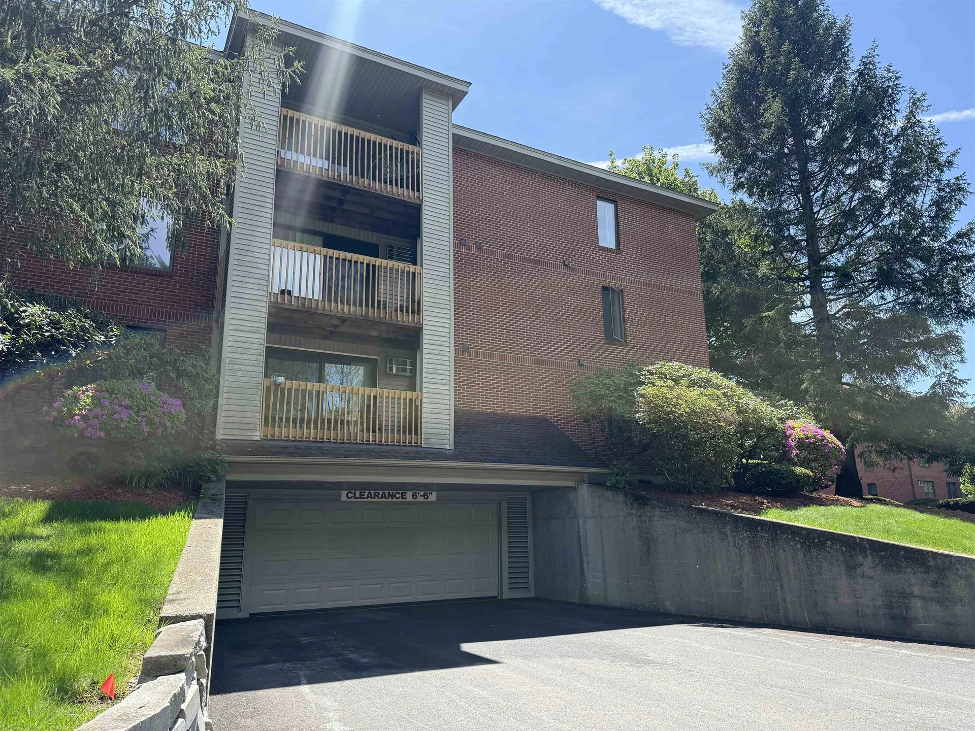 300 Candlewood Park Nashua NH 03062