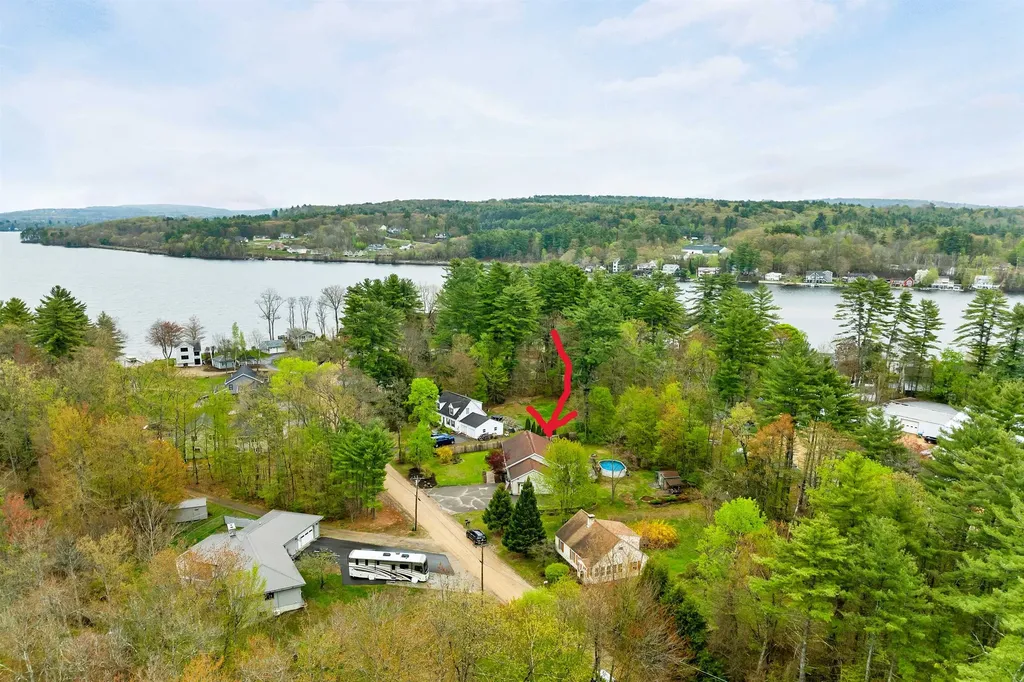13 Broadview Drive Sanbornton NH 03269