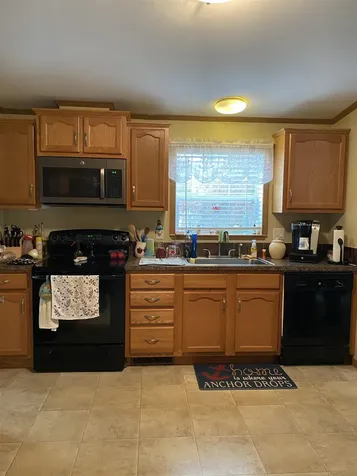 7 Sir Lancelot Drive Exeter NH 03833