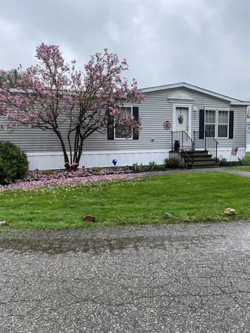 7 Sir Lancelot Drive Exeter NH 03833