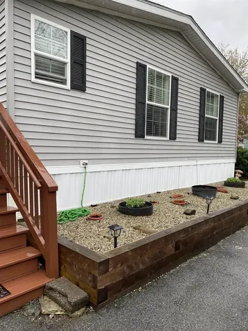 7 Sir Lancelot Drive Exeter NH 03833