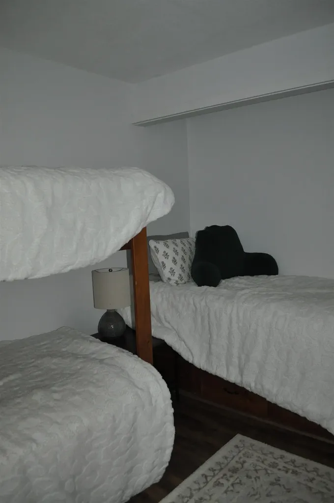 253 Old Quechee Road Hartford VT 05059