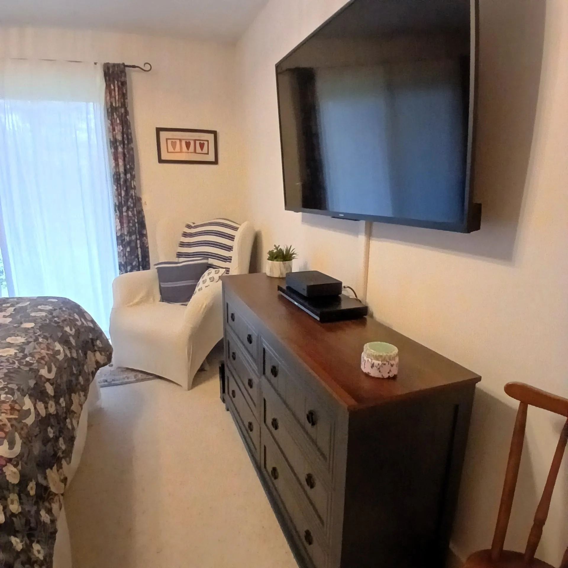 253 Old Quechee Road Hartford VT 05059