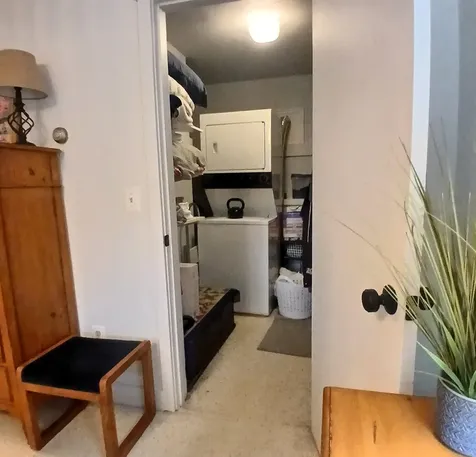 253 Old Quechee Road Hartford VT 05059