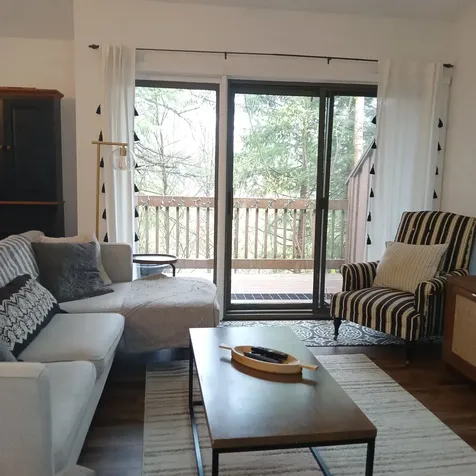 253 Old Quechee Road Hartford VT 05059