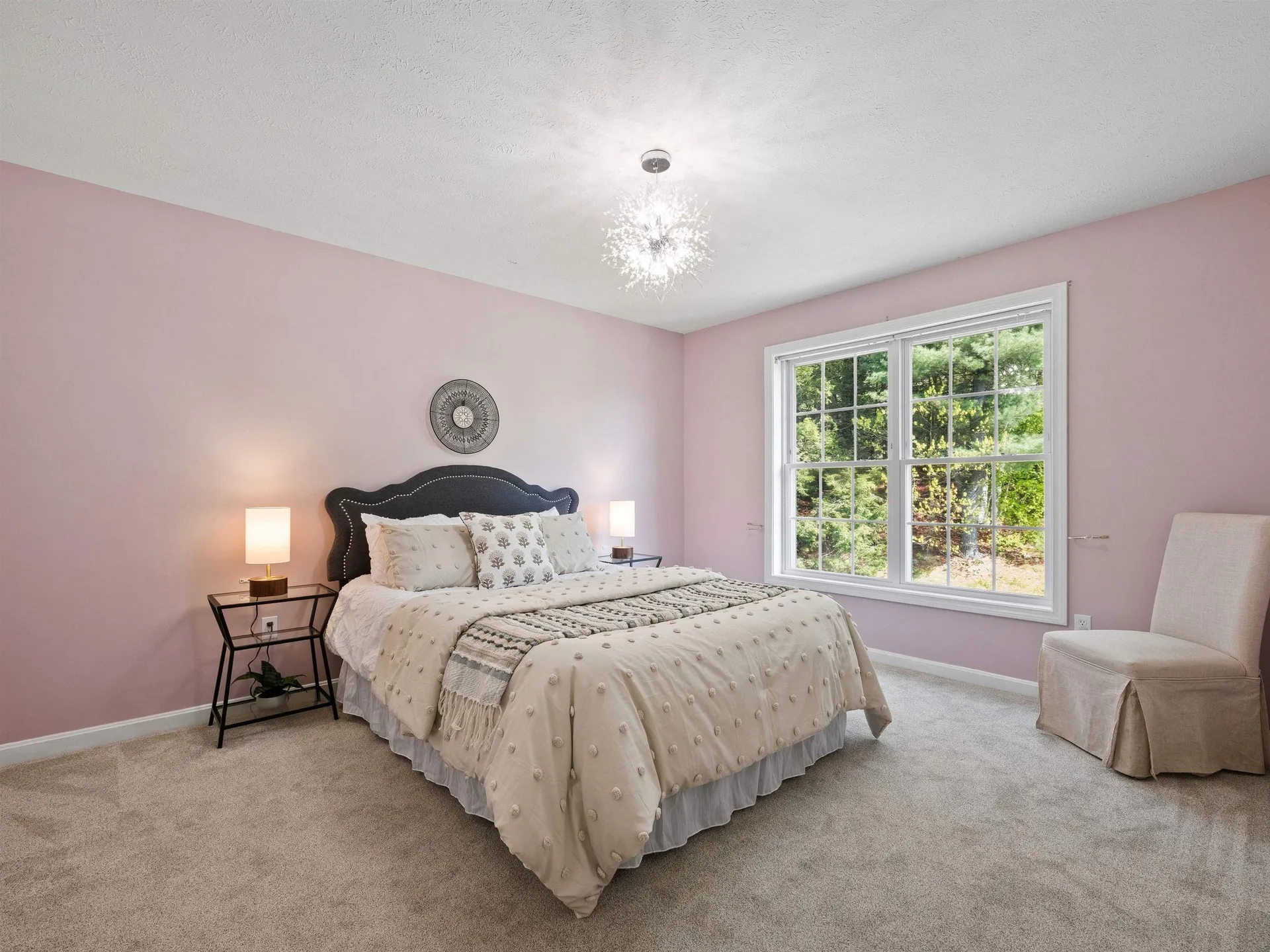 28 Bradford Circle Hudson NH 03051