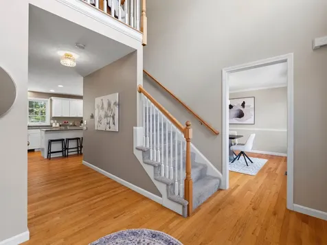 28 Bradford Circle Hudson NH 03051