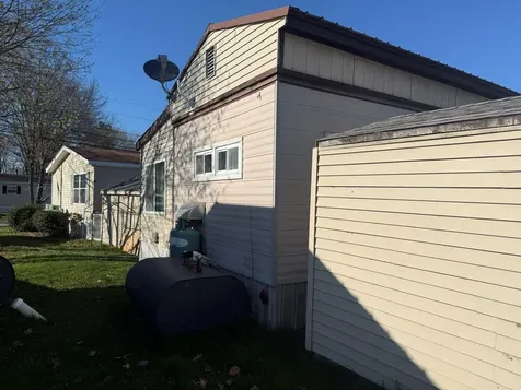 3 Willow Street Exeter NH 03833-4145