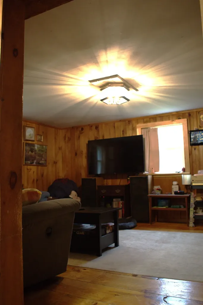 54 Assisqua Avenue St. Johnsbury VT 05819