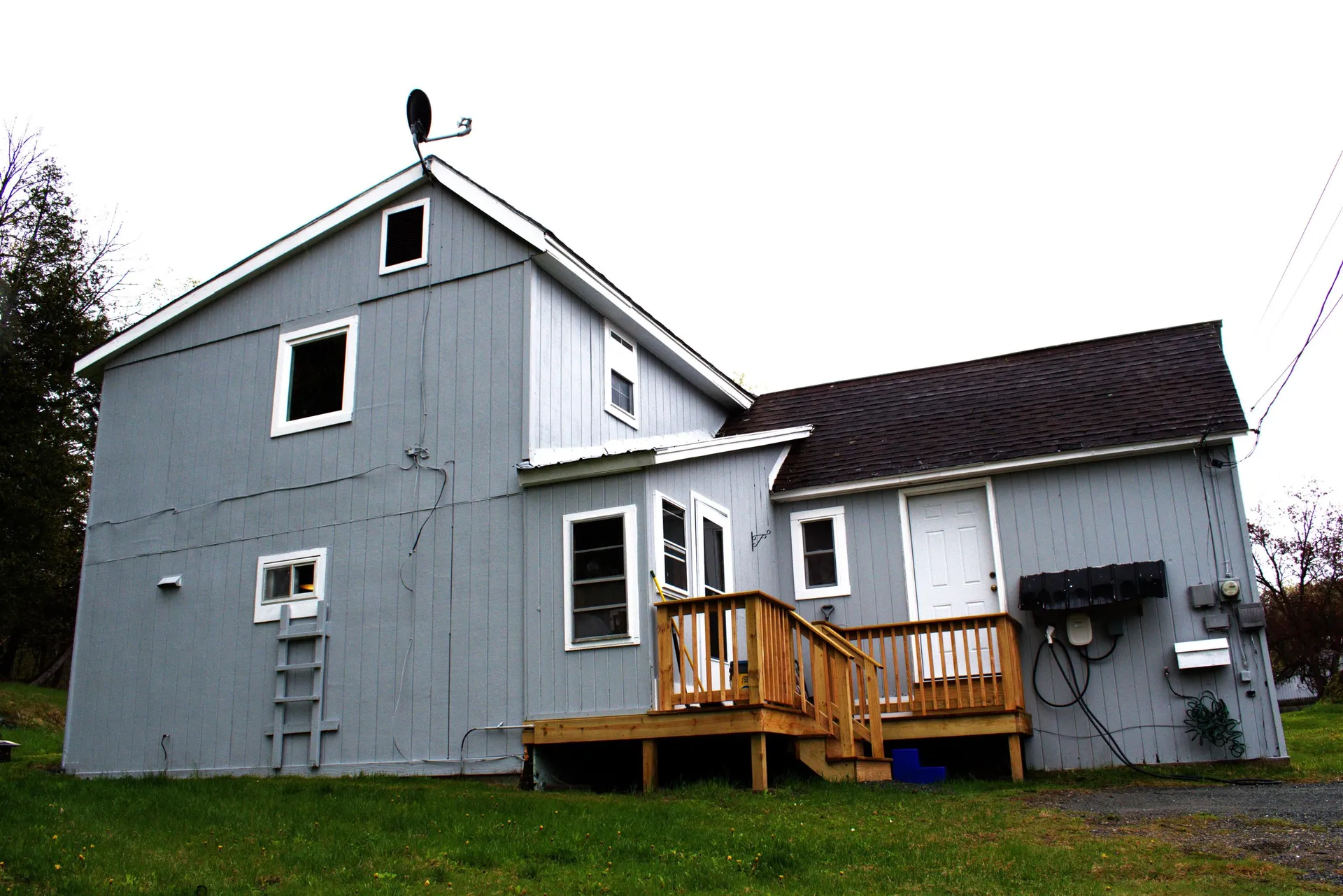 54 Assisqua Avenue St. Johnsbury VT 05819