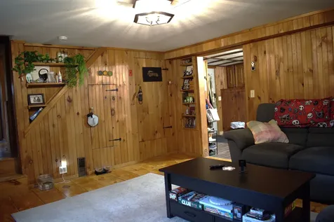 54 Assisqua Avenue St. Johnsbury VT 05819