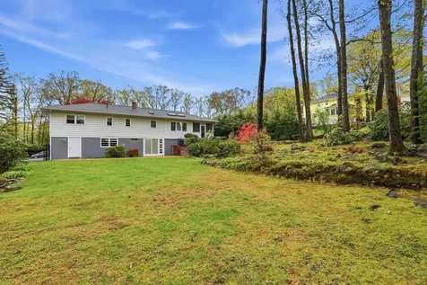 34 Beverly Drive Manchester NH 03104