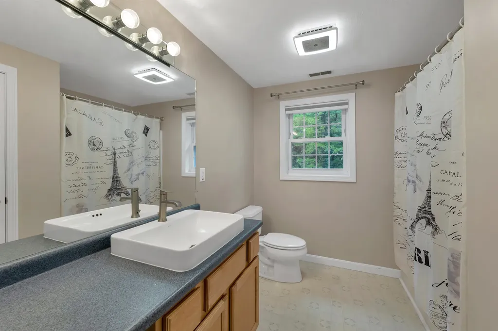 441 Ponemah Hill Road Milford NH 03055