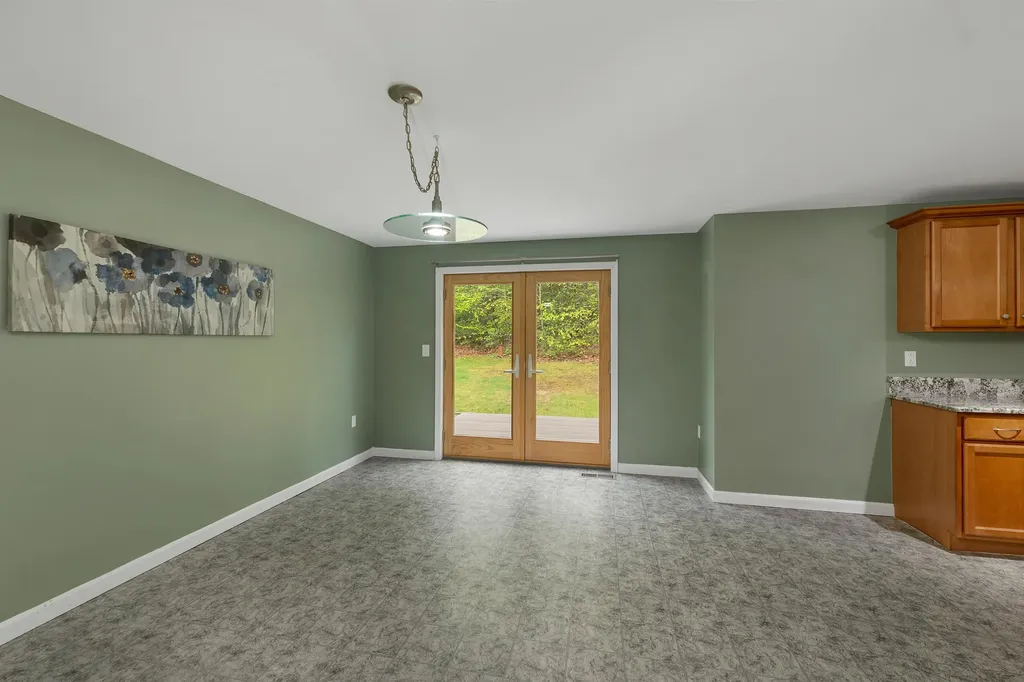 441 Ponemah Hill Road Milford NH 03055