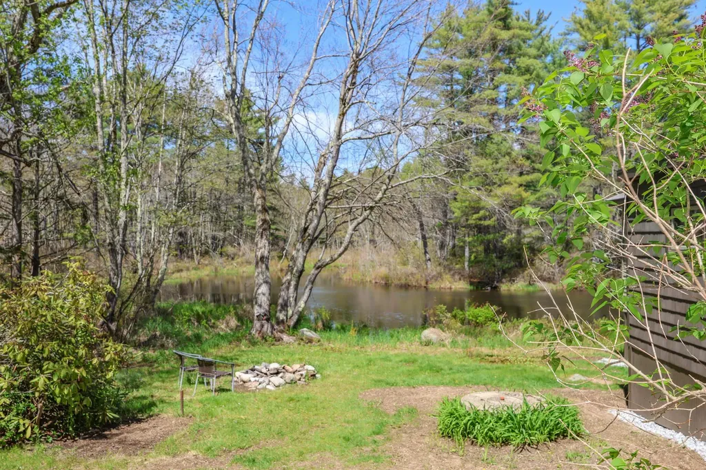 34 Icehouse Lane Greenfield NH 03047