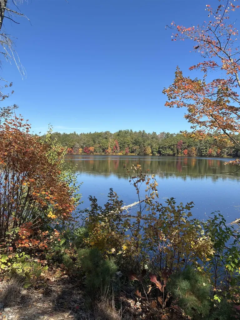 34 Icehouse Lane Greenfield NH 03047