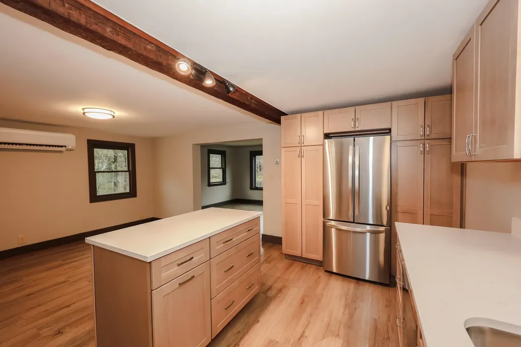 34 Icehouse Lane Greenfield NH 03047