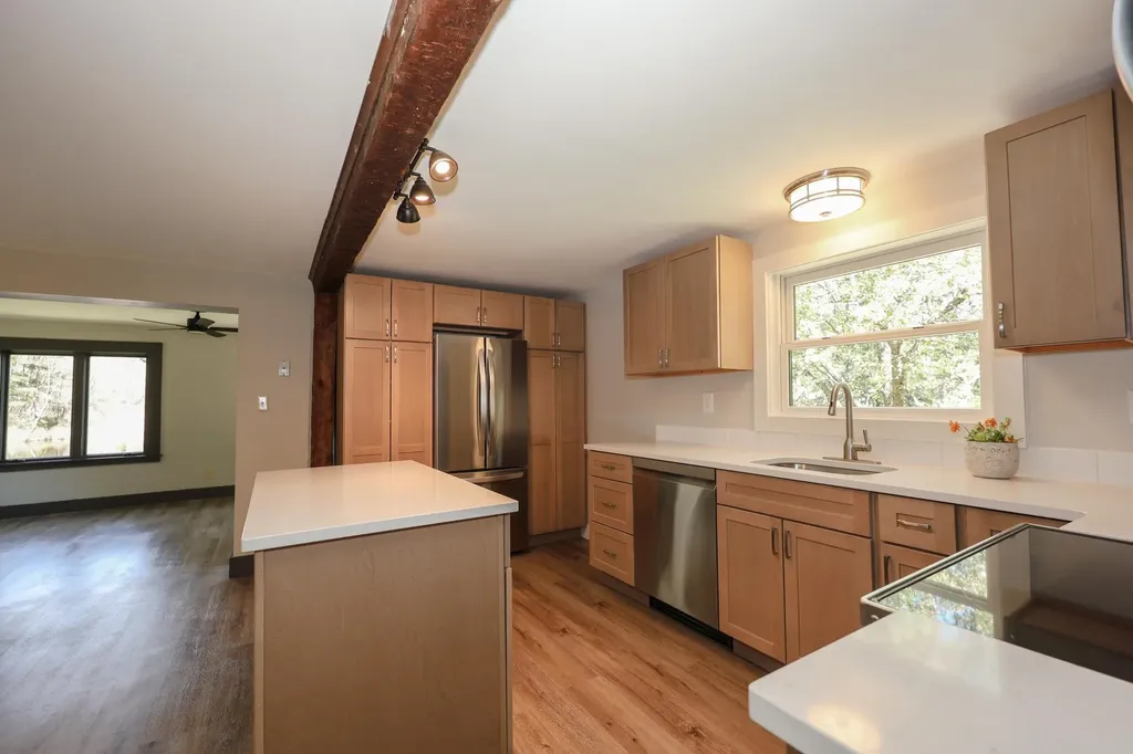 34 Icehouse Lane Greenfield NH 03047